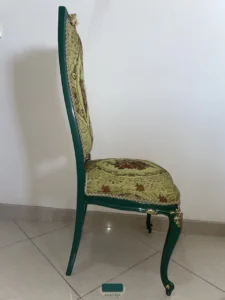 رویه‌کوبی صندلی رستورانی